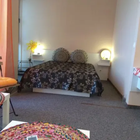 Apartament Studio Margrette Lazuren Bryag *