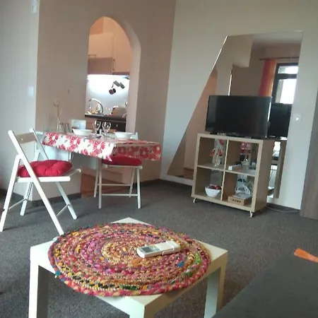 Apartament Studio Margrette Lazuren Bryag