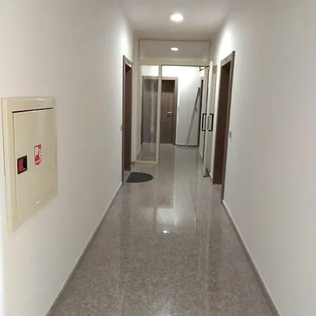 Apartament Studio Margrette Lazuren Bryag