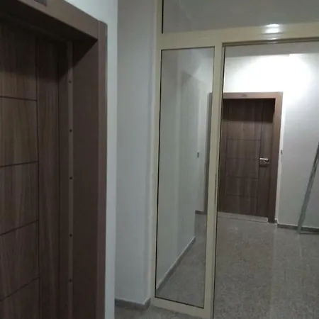 Studio Margrette Lazuren Bryag Apartament Burgas