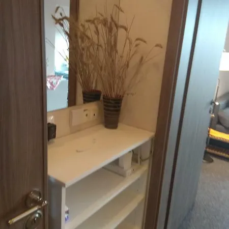Studio Margrette Lazuren Bryag Apartment Burgas