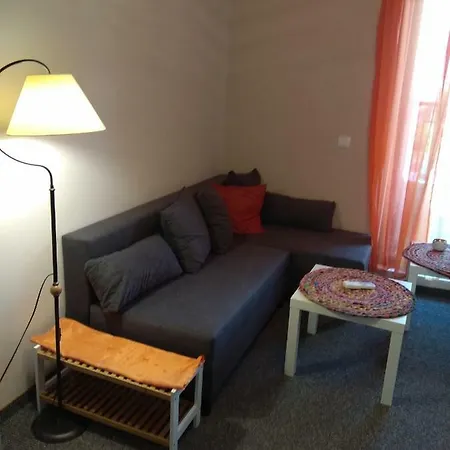 Studio Margrette Lazuren Bryag Burgas